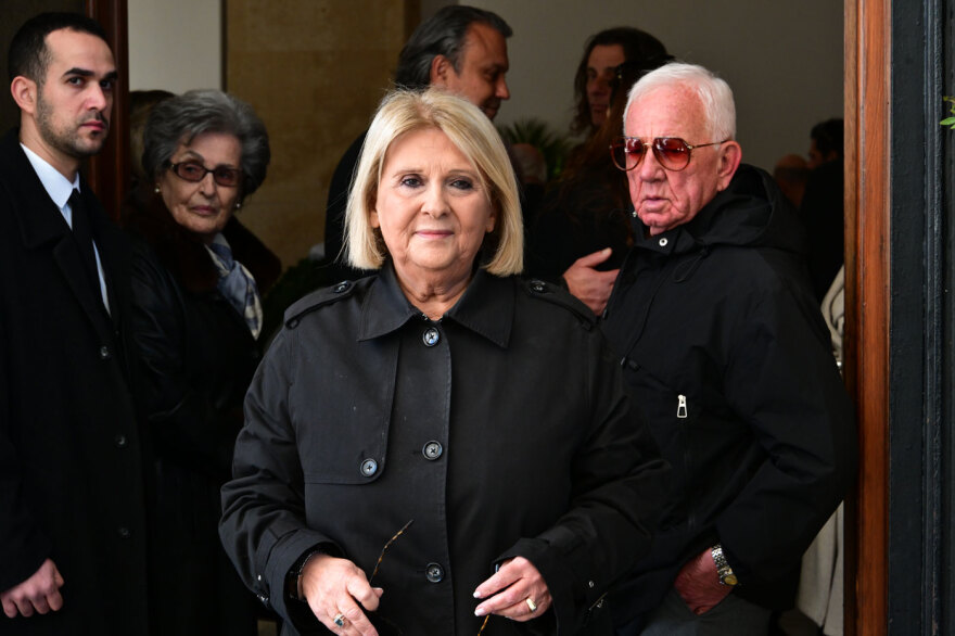 Άννα Ψαρούδα-Μπενάκη: Συγκίνηση και χειροκροτήματα στο τελευταίο αντίο, δείτε βίντεο και φωτογραφίες
