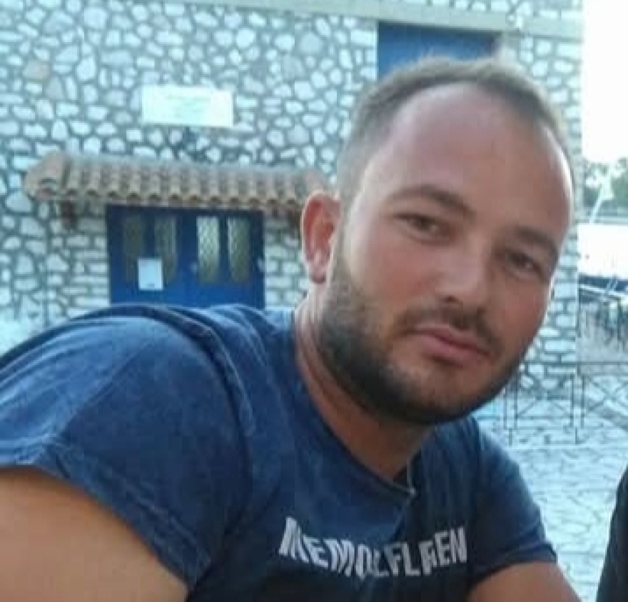 Θρηνεί η Εύβοια τους δύο άνδρες που έχασαν τη ζωή τους στη Βάρη από ηλεκτροπληξία 3 Από την Εύβοια οι δύο άνδρες που έχασαν τη ζωή τους στη Βάρη από ηλεκτροπληξία, θλίψη στην τοπική κοινωνία