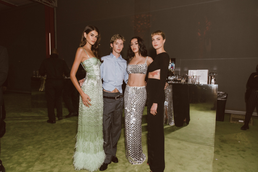 Chali XCX, το outsider που έγινε mega star