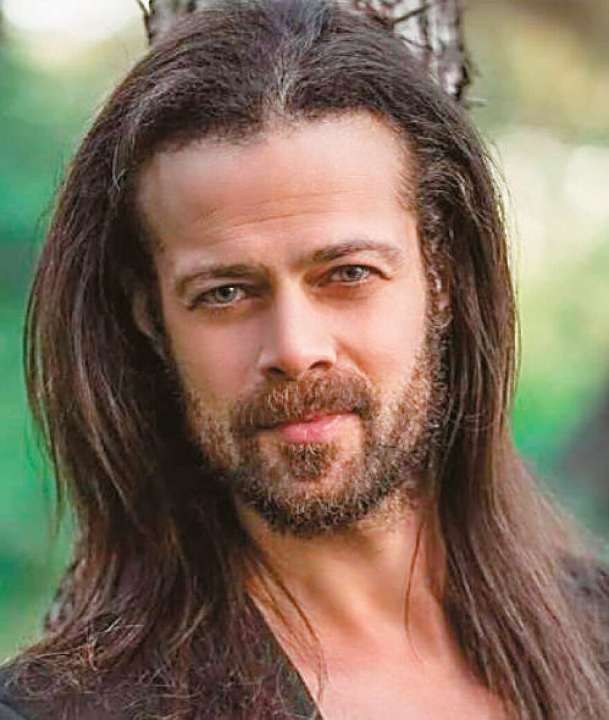 Η Ελλάδα έγινε Χόλιγουντ, η Ύδρα του '80 ξαναχτίστηκε από το μηδέν για τον Μπραντ Πιτ