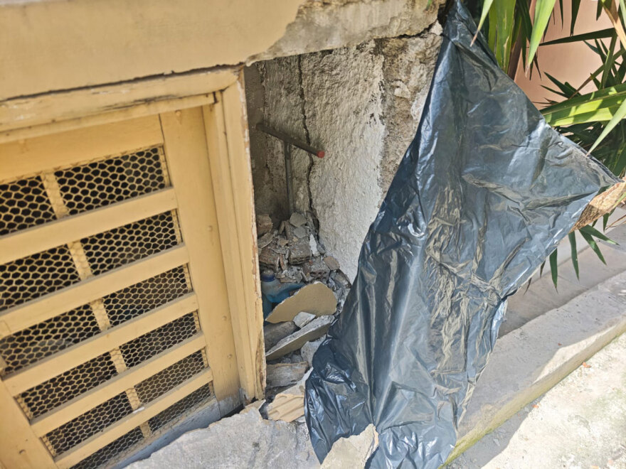 Ζημιές σε έξι ΙΧ από την τρελή πορεία του 20χρονου χωρίς δίπλωμα στον Πειραιά - «Θα δουλέψω να σας τα πληρώσω» φώναζε