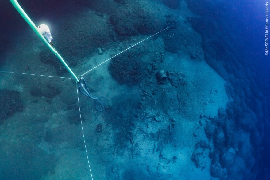 Νέο εύρημα στο ναυάγιο του πλοίου του Έλγιν στα Κύθηρα: Βρέθηκε θραύσμα πιθανόν από τον γλυπτό διάκοσμο του Παρθενώνα