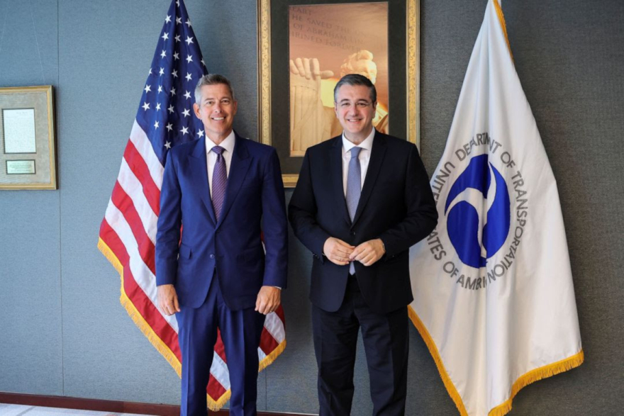 Τζιτζικώστας από Ουάσιγκτον: Σοκ στην παγκόσμια οικονομία αν συνεχιστεί η κρίση στα Στενά του Ορμούζ