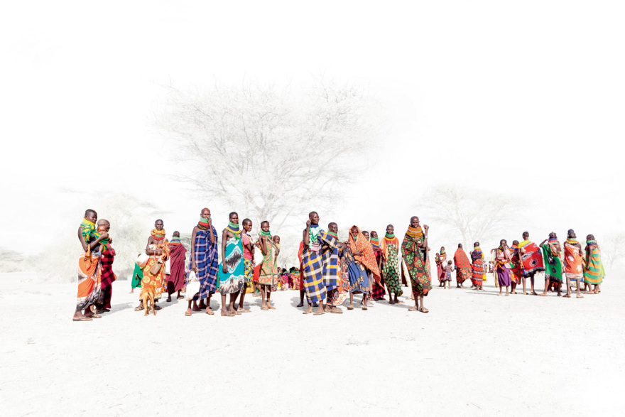 Μαρίνα Σιακόλα: Τα ταξίδια ζωής και η αγκαλιά προσφοράς για τα παιδιά 
