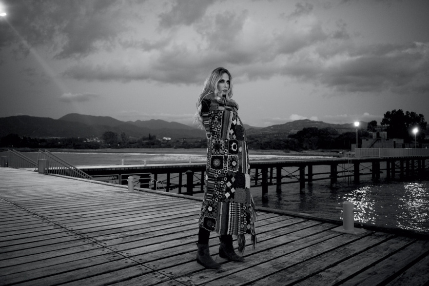 Μαρίνα Σιακόλα: Τα ταξίδια ζωής και η αγκαλιά προσφοράς για τα παιδιά 
