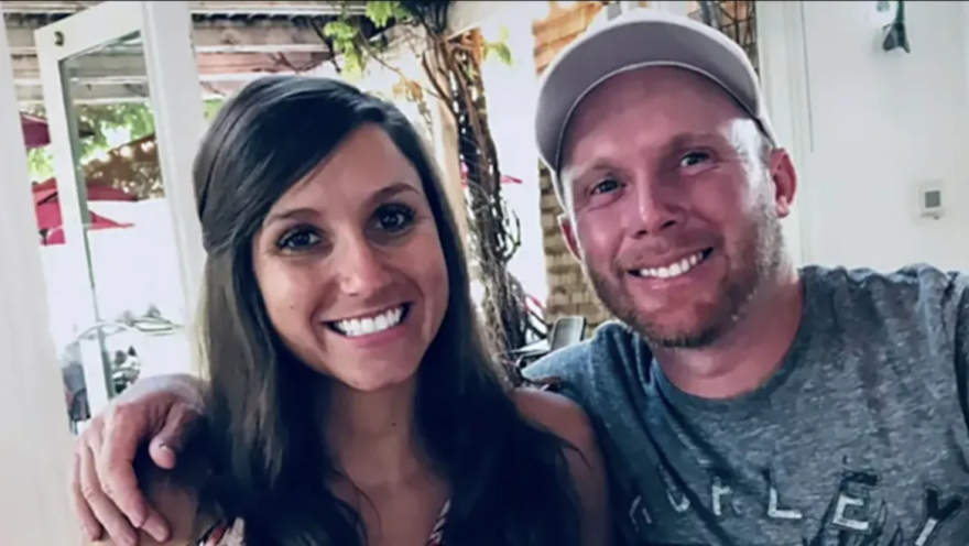 «Θλιμμένη» χήρα δηλητηρίασε τον άνδρα της για να... κληρονομήσει 4 εκατ. δολάρια και να το σκάσει με τον εραστή της, έγραψε και παιδικό βιβλίο για την απώλεια!
