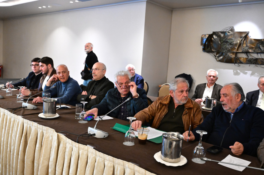 Με αιχμές για Δούκα, Γερουλάνο, Χριστοδουλάκη στην πρεμιέρα διεύρυνσης με Πελεγρίνη ο Ανδρουλάκης: «Στο ΠΑΣΟΚ δεν υπάρχουν τιμάρια»