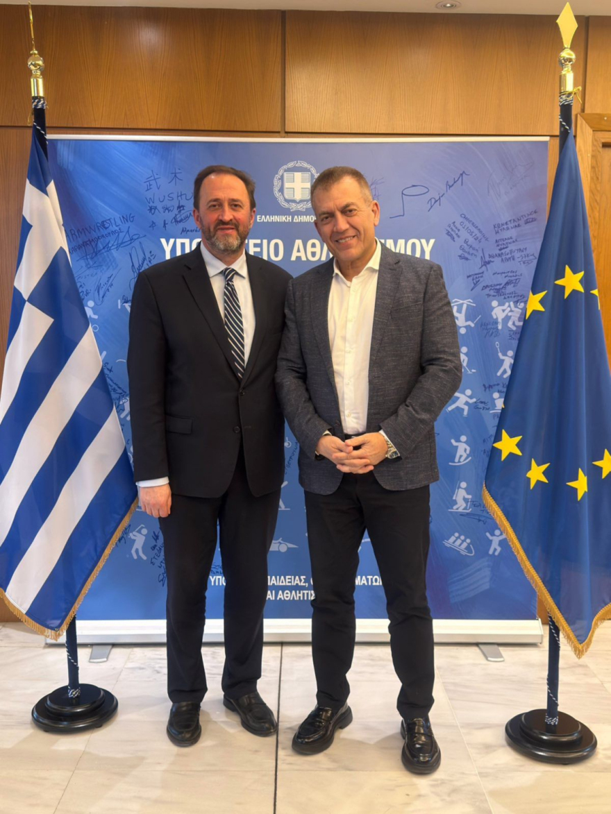 Αλλάζει όψη το Παπαχαραλάμπειο Στάδιο Ναυπάκτου με νέα εξέδρα και αναβάθμιση υποδομών