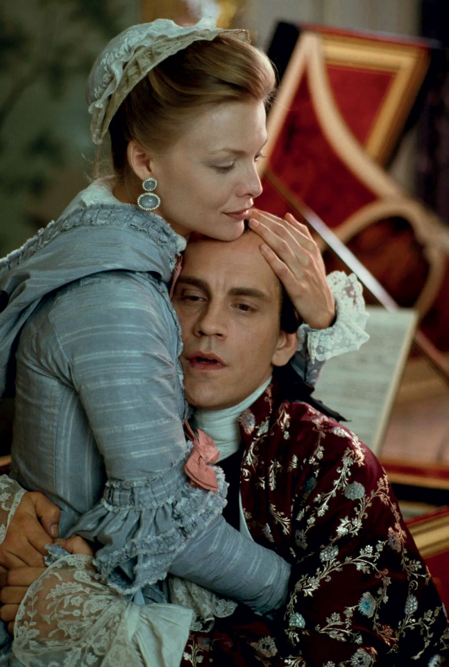 Η αειθαλής ομορφιά της Μισέλ Φάιφερ