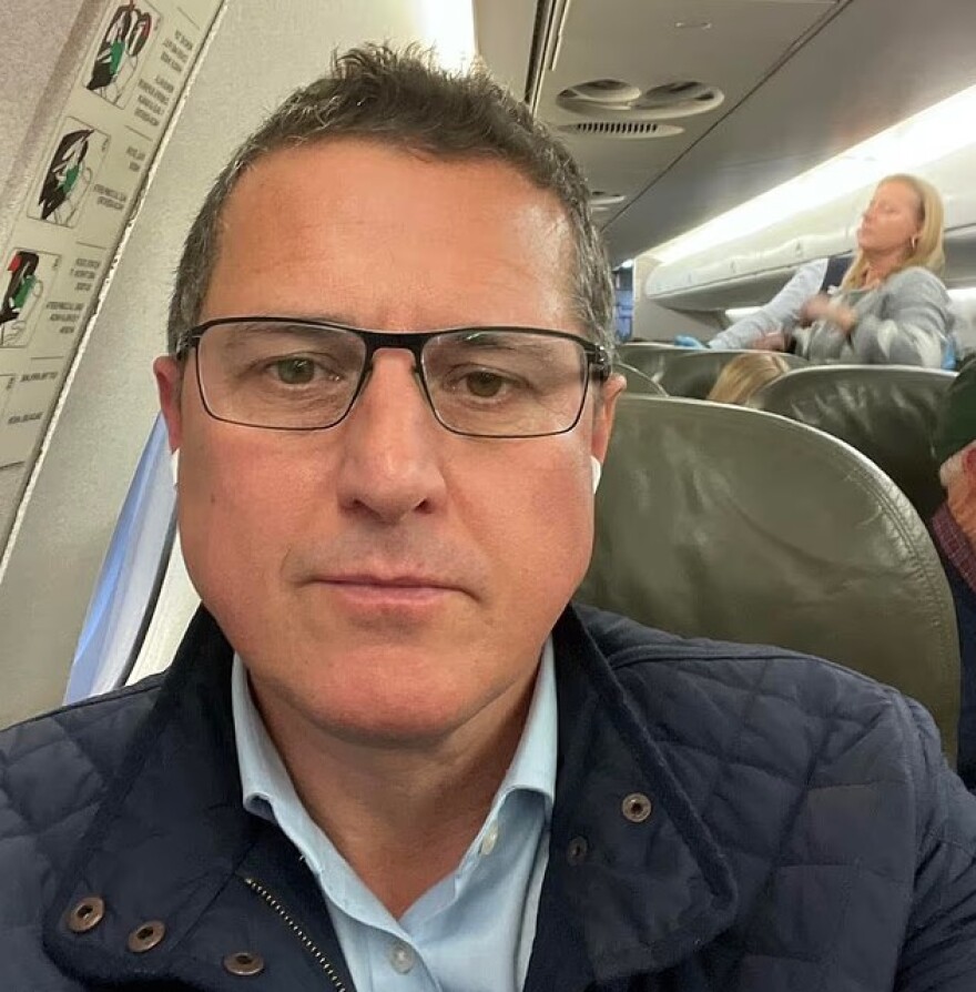 «Να πεθάνεις με φρικτό τρόπο»: Βροχή απειλών για τη ζωή του δέχεται ο γείτονας του Άλαν Ρίτσον μετά τον βίαιο καβγά στο Νάσβιλ