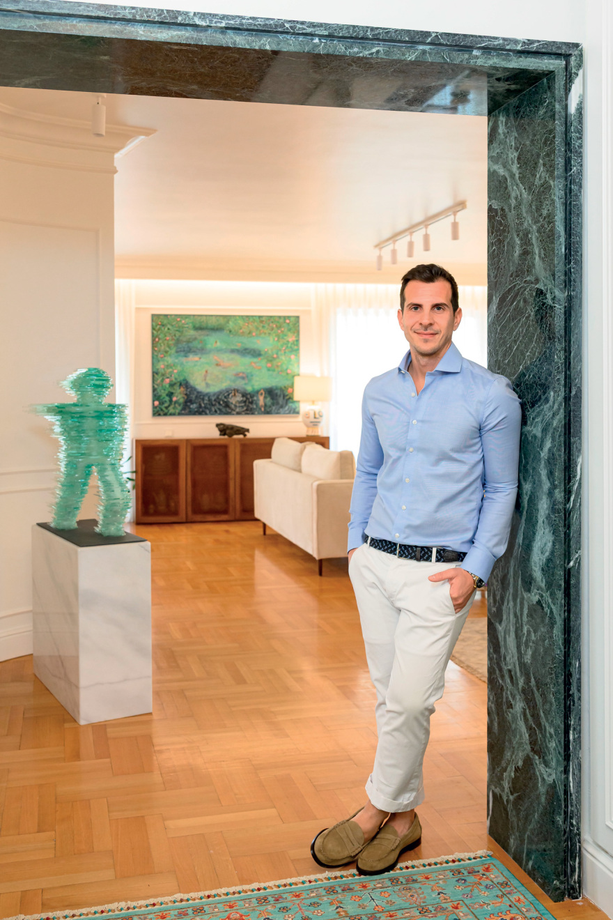 Άρης Λεφάκης: Στο σπίτι με τους θρύλους της τέχνης