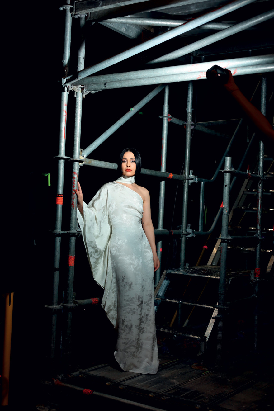 Η Μιράντα Μακρυνιώτη στον κόσμο της «Άννας Μπολένα»