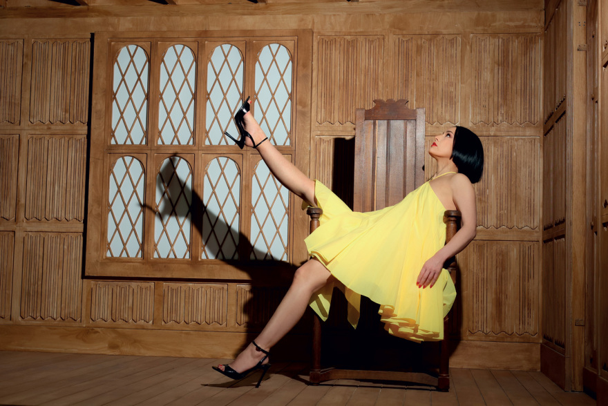 Η Μιράντα Μακρυνιώτη στον κόσμο της «Άννας Μπολένα»