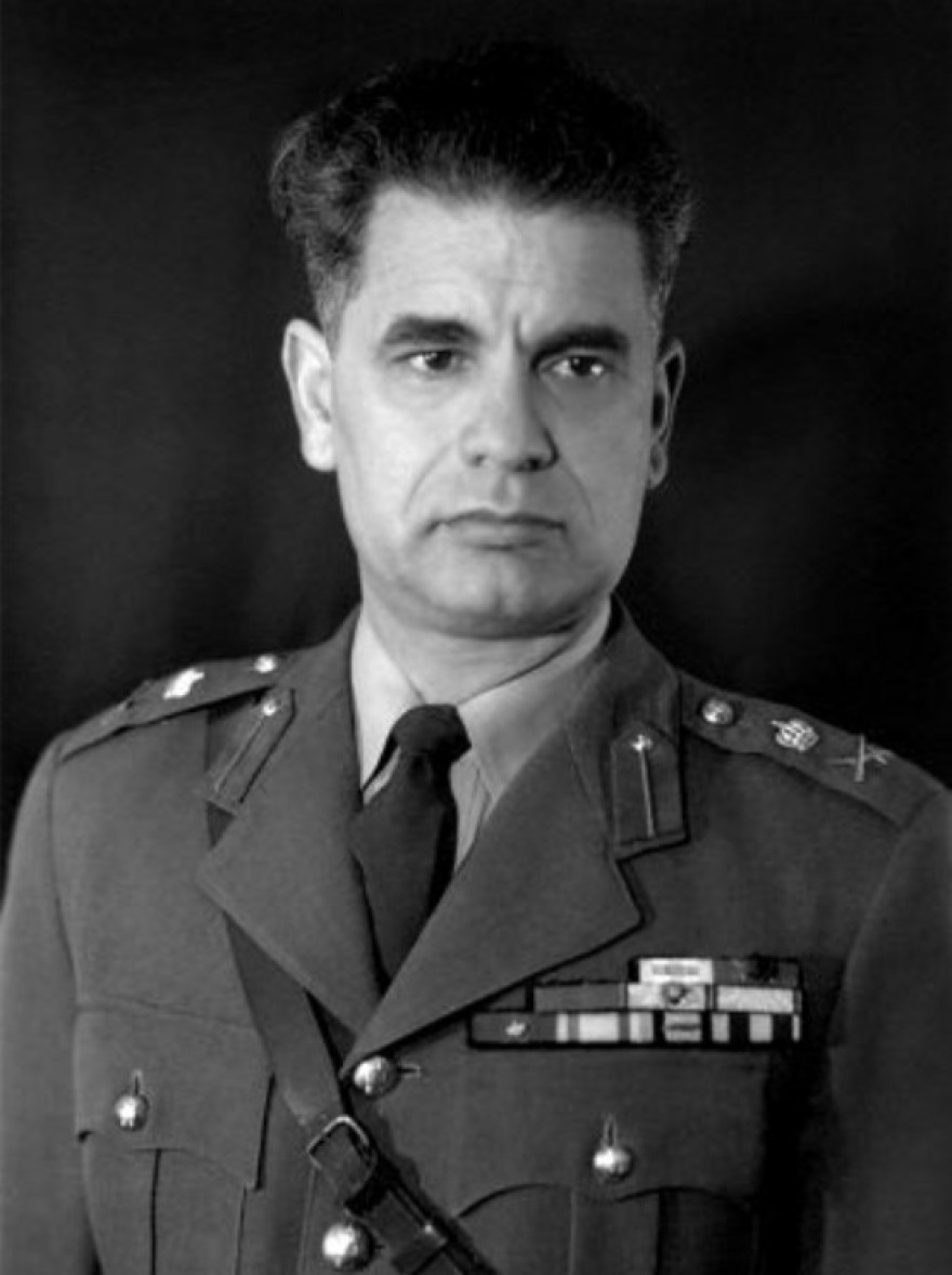 Ανοιξαν τα αρχεία της ΚΥΠ του Ψυχρού Πολέμου: Ο κομμουνιστικός κίνδυνος, τα δέματα του Παραπετάσματος και τα κότσια του Παπάγου