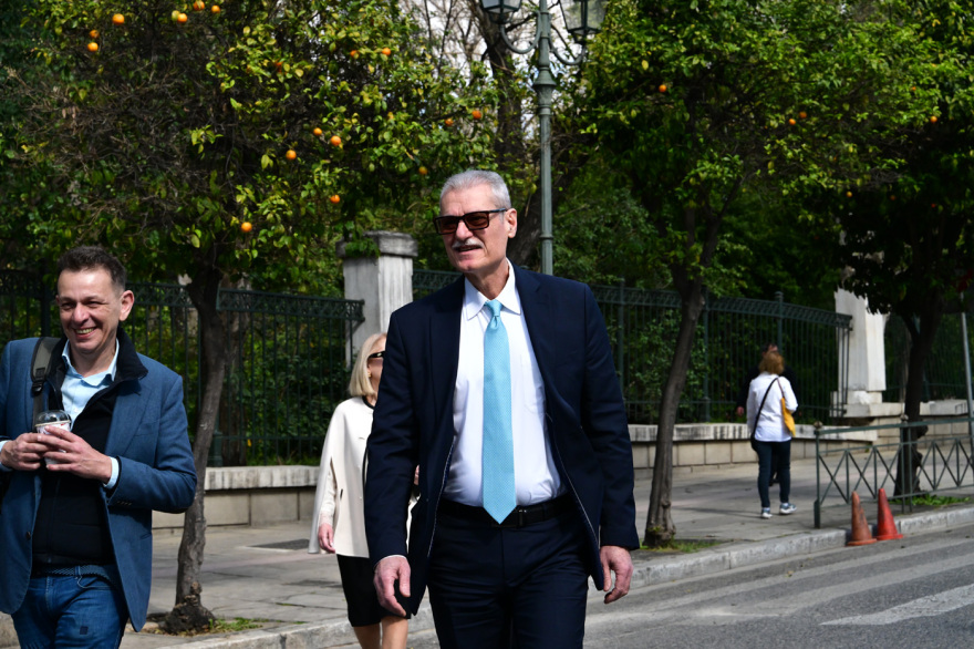 Ορκίστηκαν τα νέα μέλη της κυβέρνησης στο Προεδρικό Μέγαρο, δείτε βίντεο και φωτογραφίες