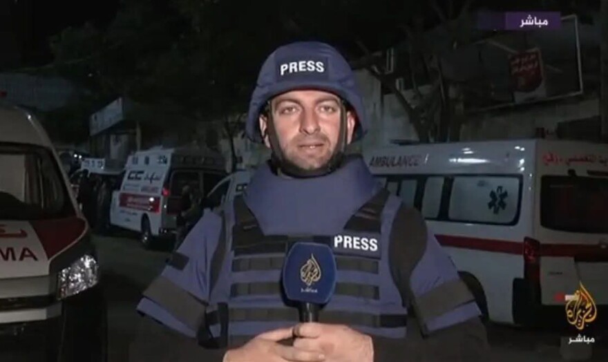 Τέσσερις νεκροί, μεταξύ των οποίων και ένας δημοσιογράφος του Al Jazeera, από ισραηλινά πλήγματα στη Γάζα