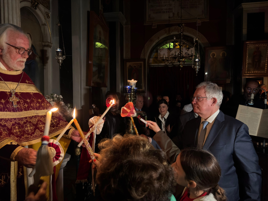 Τασούλας: «Η Ανάσταση είναι πέρασμα από το σκοτάδι στο φως» 