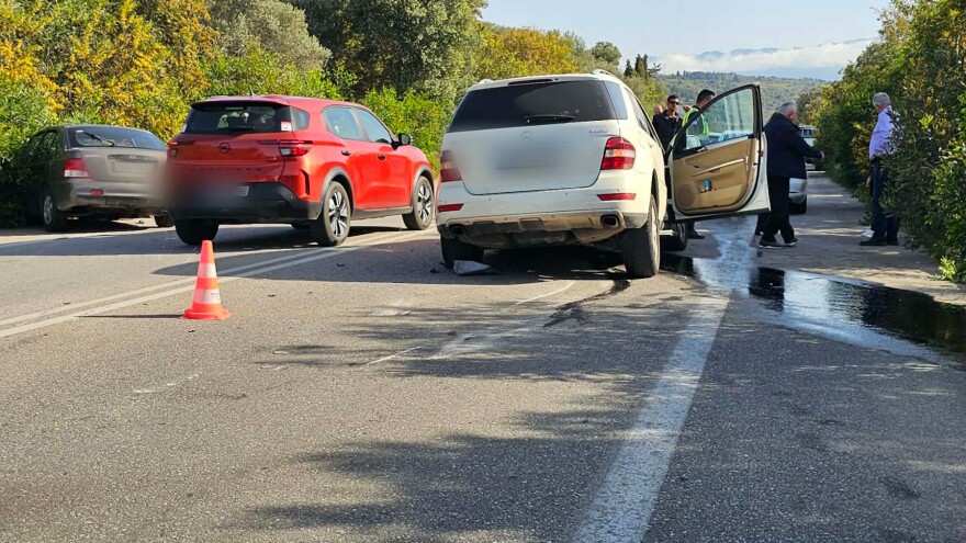 Σοβαρό τροχαίο στον ΒΟΑΚ με δύο τραυματίες, δείτε φωτογραφίες και βίντεο
