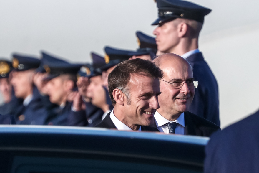 Η επίσκεψη Μακρόν στην Αθήνα μέσα από φωτογραφίες: Από την Ρωμαϊκή Αγορά στην φρεγάτα «Κίμων»