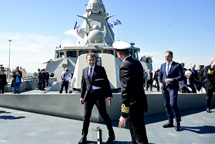Η επίσκεψη Μακρόν στην Αθήνα μέσα από φωτογραφίες: Από την Ρωμαϊκή Αγορά στην φρεγάτα «Κίμων»