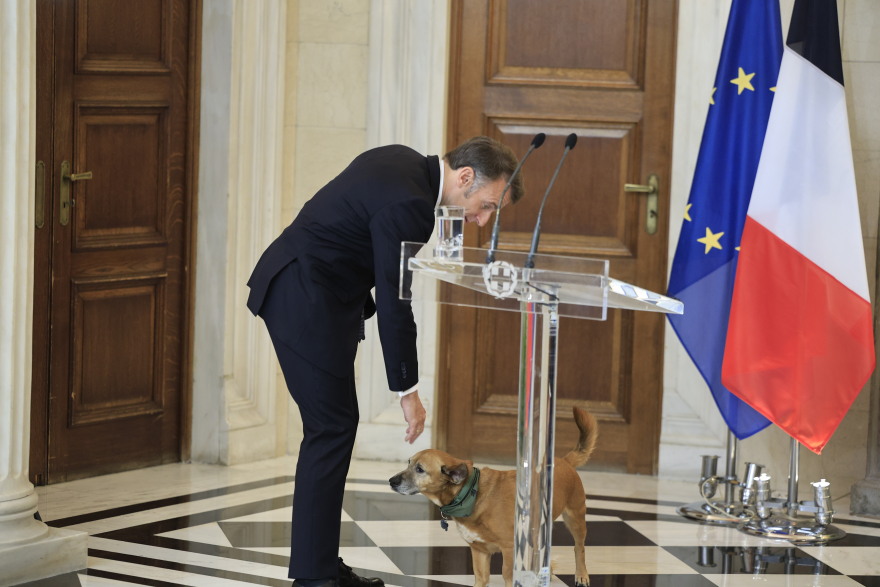 Η επίσκεψη Μακρόν στην Αθήνα μέσα από φωτογραφίες: Από την Ρωμαϊκή Αγορά στην φρεγάτα «Κίμων»