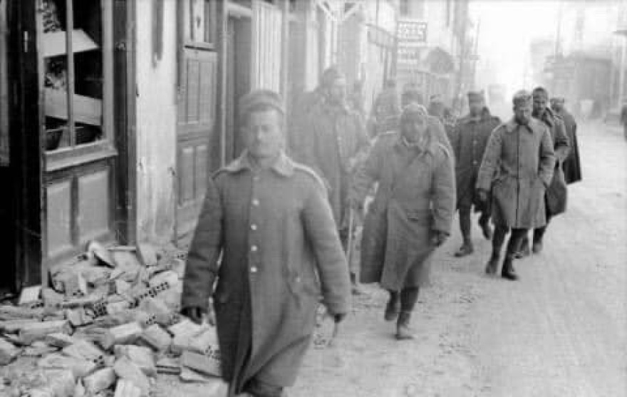 Η συνθηκολόγηση του ελληνικού στρατού με τους Γερμανούς: Η λαθροχειρία του επιτελάρχη Χρυσοχόου και το λάθος Τσολάκογλου που οδήγησε στον λιμό του 1941-1942