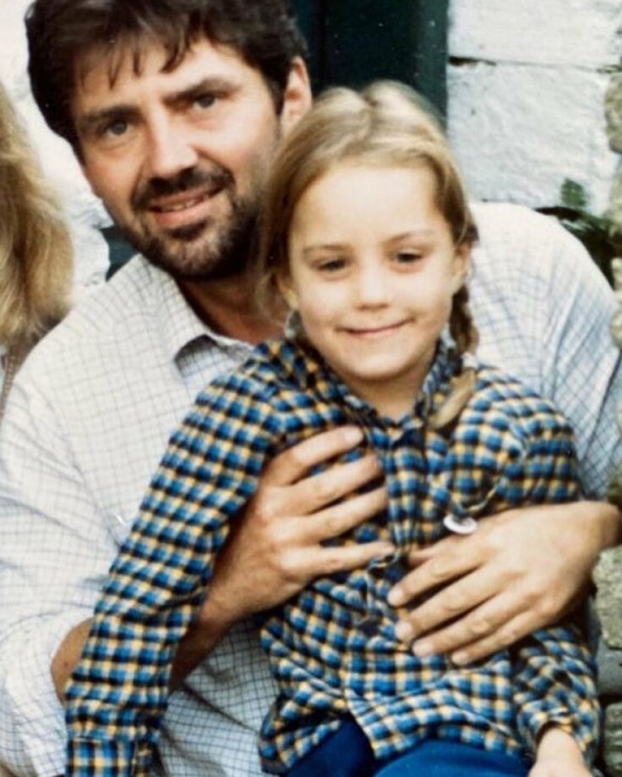 Η Κέιτ Μίντλετον έκλεισε 15 χρόνια γάμου με τον πρίγκιπα Ουίλιαμ: Η κοινή θνητή που έγινε «βασίλισσα του λαού» και το πιο δυνατό χαρτί της μοναρχίας