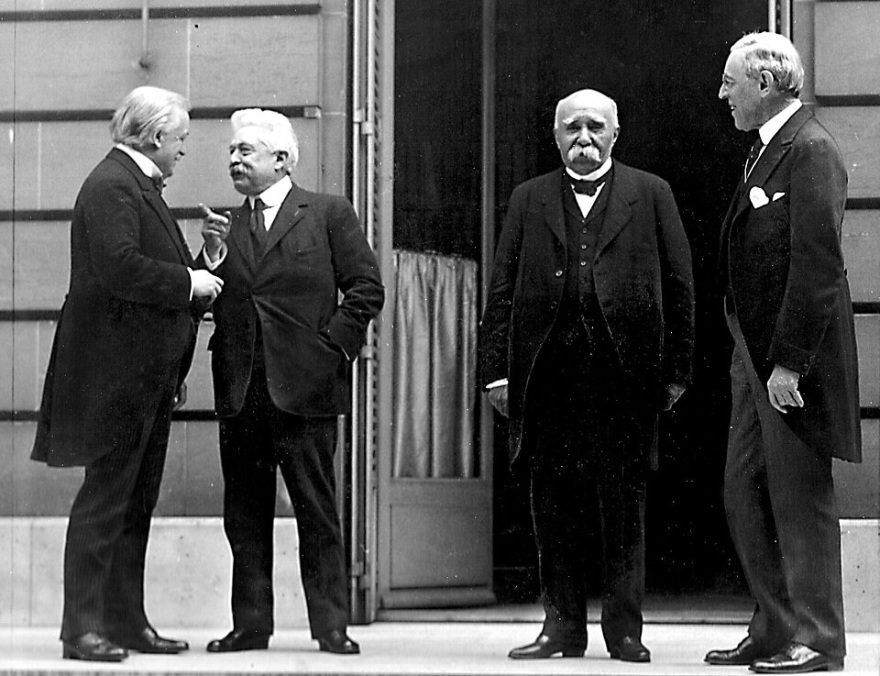 2 Μαΐου 1919: Ο Ελληνικός Στρατός αποβιβάζεται στη Σμύρνη, τα σχέδια του Βενιζέλου, οι πυροβολισμοί και οι συμπλοκές