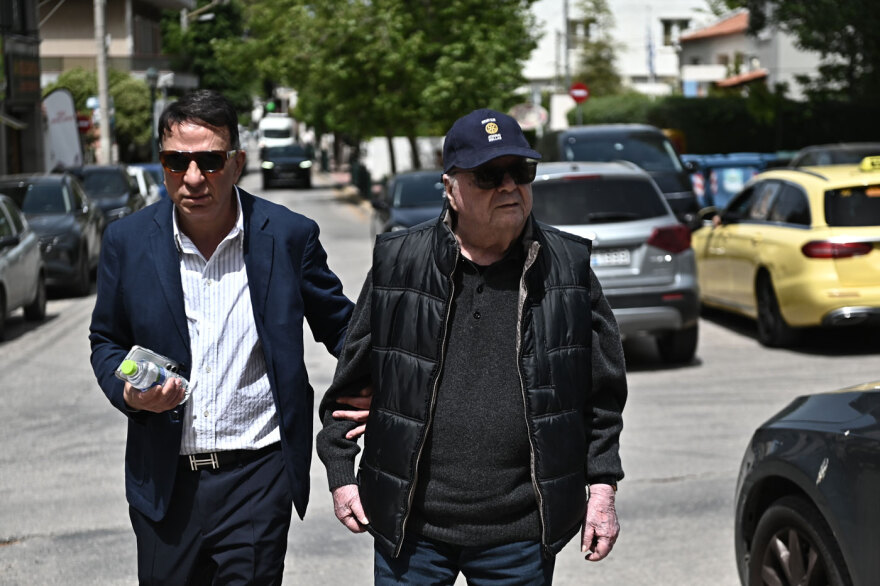 Σήμερα το 40ήμερο μνημόσυνο της Μαρινέλλας, είναι όλοι εκεί για να τιμήσουν την μεγάλη ερμηνεύτρια 