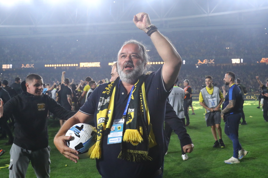 «Κάηκε» η Νέα Φιλαδέλφεια μετά τη νίκη τίτλου επί του Παναθηναϊκού, βίντεο και φωτογραφίες