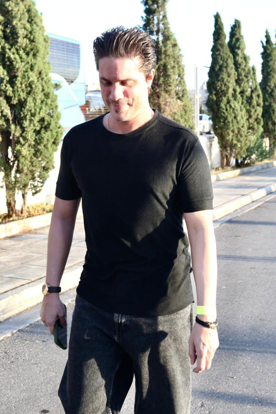Έλληνες σελέμπριτι και μεγάλες προσωπικότητες του μπάσκετ στο T-Center για τον μεγάλο τελικό της Euroleague, βίντεο και φωτογραφίες