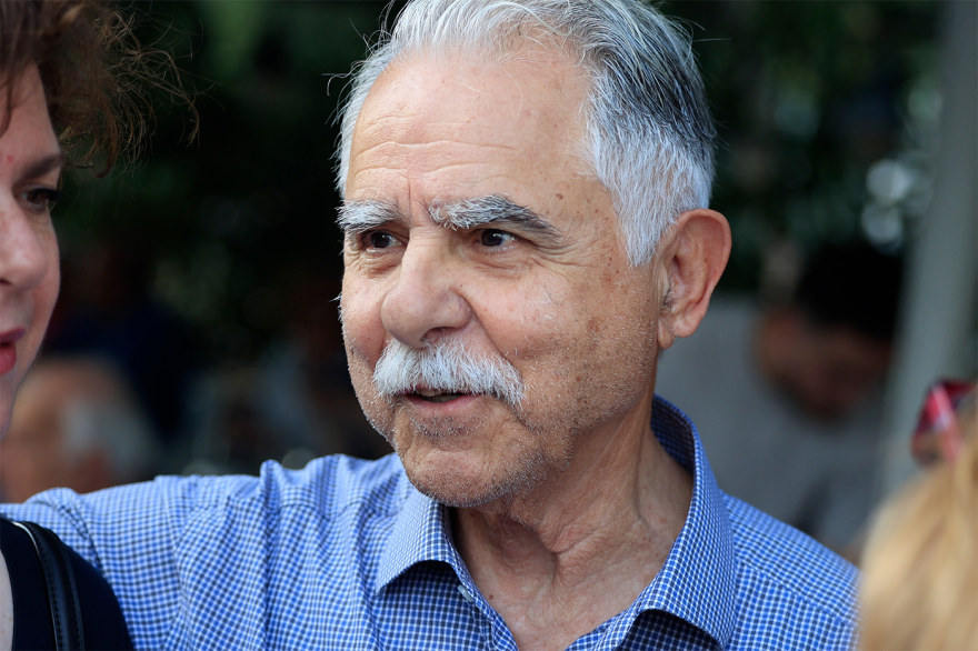 Ποιοι πήγαν στα αποκαλυπτήρια του κόμματος Τσίπρα, η αμηχανία για το ΕΛΑΣ και η μικρή Ήρα: Όλα όσα έγιναν στο Θησείο