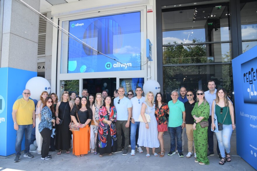 Σύνταγμα: Εγκαίνια για το νέο κατάστημα της Allwyn στον πιο πολυσύχναστο εμπορικό δρόμο της χώρας 