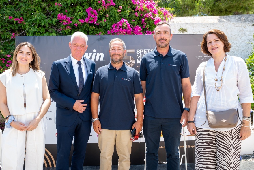 Το Spetses Mini Marathon γιορτάζει: 15 χρόνια Ιστορίας που άλλαξαν τον χάρτη του αθλητικού τουρισμού στην Ελλάδα