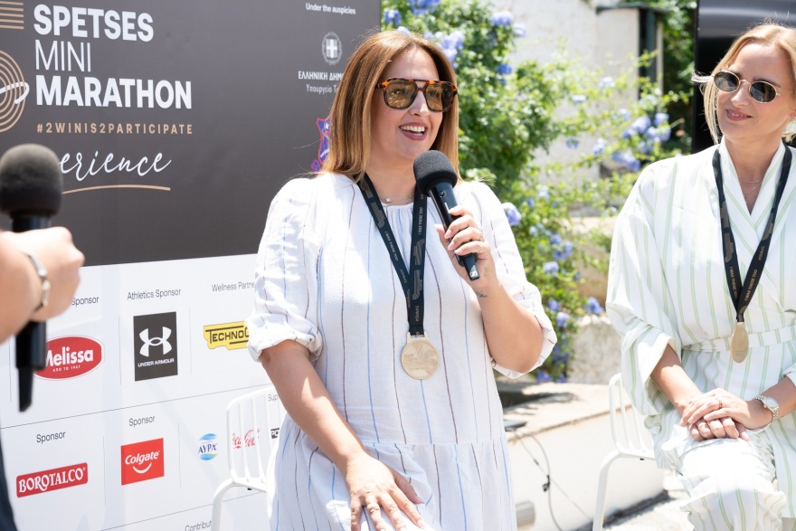 Το Spetses Mini Marathon γιορτάζει: 15 χρόνια Ιστορίας που άλλαξαν τον χάρτη του αθλητικού τουρισμού στην Ελλάδα