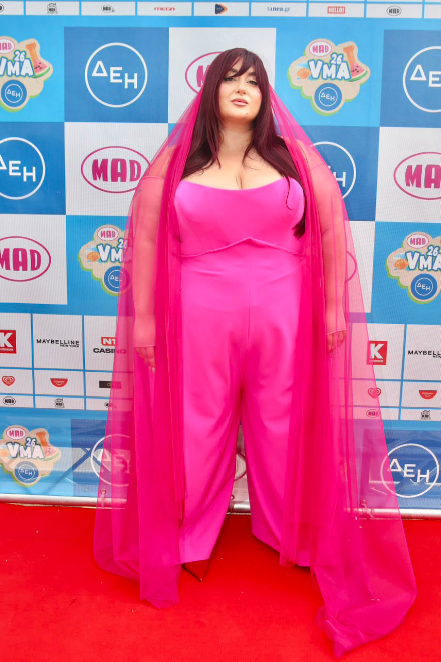 Οι αφίξεις στο κόκκινο χαλί των Mad VMA, δείτε φωτογραφίες