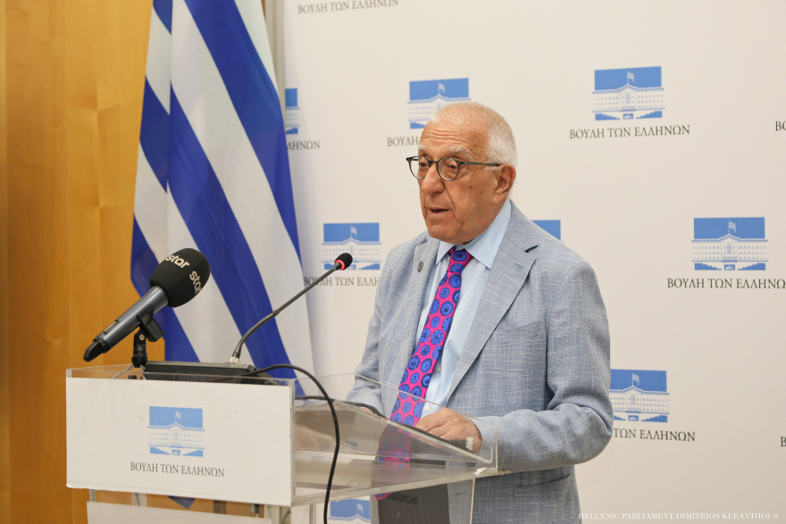 «Ιστορία στο πιάτο – Συλλογή Λόλας Νταϊφά», Κακλαμάνης:  «Ένα “γεύμα” Ιστορίας με “κυρίως πιάτο” τη μοναδική παράδοση της χώρας μας»