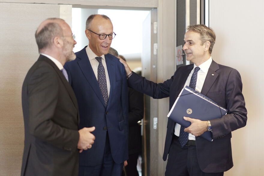 Μητσοτάκης από Βρυξέλλες: Υποχρέωσή μας να περάσει άμεσα στις αντλίες η μείωση του πετρελαίου
