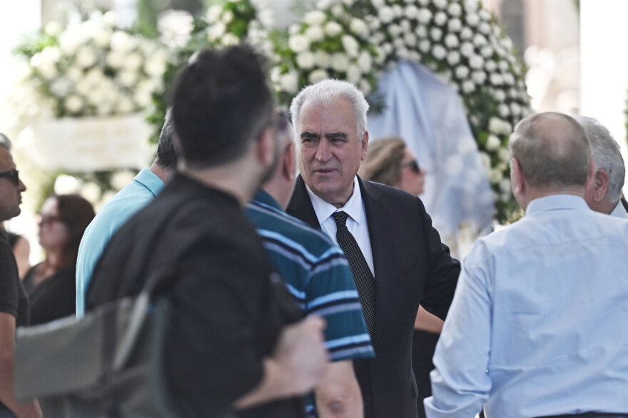 Το τελευταίο αντίο στον δημοσιογράφο Αντρέα Μαζαράκη, ποιοι δίνουν το «παρών»