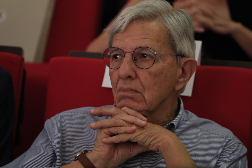  «Τι πήγε λάθος στην Ελλάδα»: Το βιβλίο του Μιχάλη Σάλλα, παρουσία πολιτικών και επιχειρηματιών, δείτε εικόνες και βίντεο
