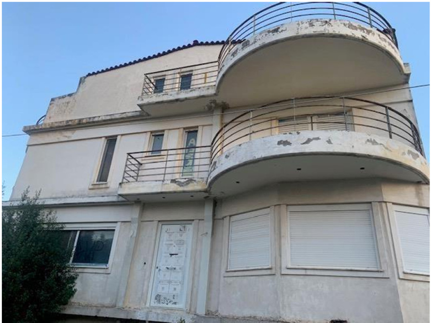Ο Μάκης Χριστοδουλόπουλος έχασε το σπίτι του στην Αιγιαλεία για χρέος 10.000 ευρώ