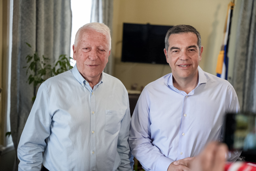 Εθνικό ζήτημα και πατριωτική μας ευθύνη να κρατήσουμε ζωντανή την πρωτογενή παραγωγή, λέει ο Τσίπρας από τη Λέσβο