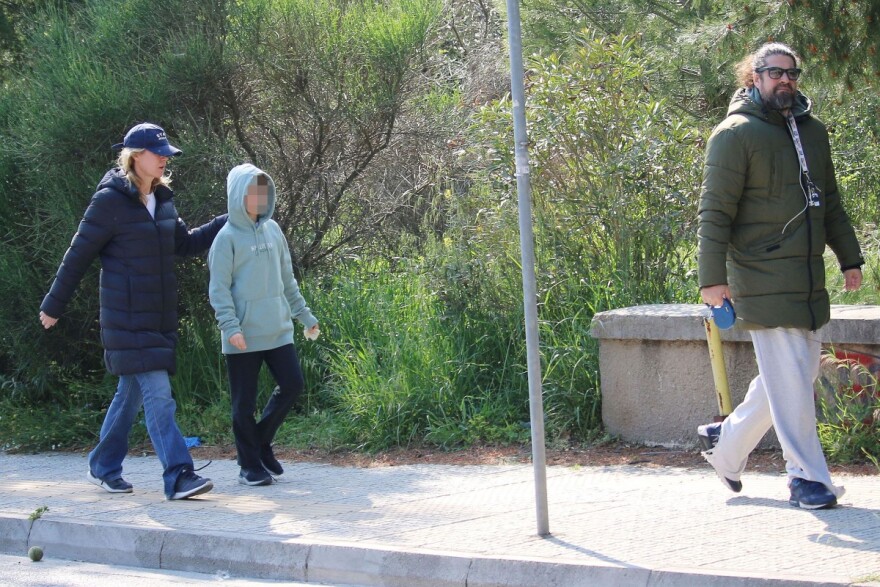 Λορέντζο Καριέρε: Η πορεία από το «Bar», οι «Φίλοι για Πάντα», η οικογένεια και η μεγάλη αγάπη με την Έλενα Κατραβά Λορέντζο Καριέρε: Η ζωή πριν και μετά το Bar, οι «Φίλοι για Πάντα», η οικογένεια και η σχέση αγάπης με την Έλενα Κατραβά