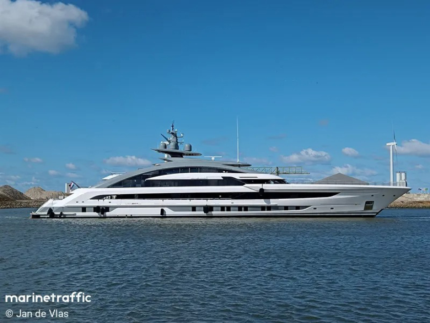 Μυστήριο με γιοτ Ρώσων billionaires που κατέπλευσαν στην Αλικαρνασσό - Ανάμεσά τους και το «πλωτό παλάτι» του Πούτιν