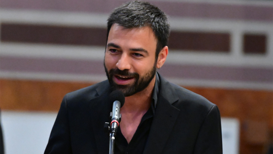 Το τελευταίο χειροκρότημα στη Μάρω Κοντού και οι συγκινητικοί επικήδειοι: «Ο Θεός δημιούργησε ένα πλάσμα αιθέριο, ελεύθερο και μαχητικό»