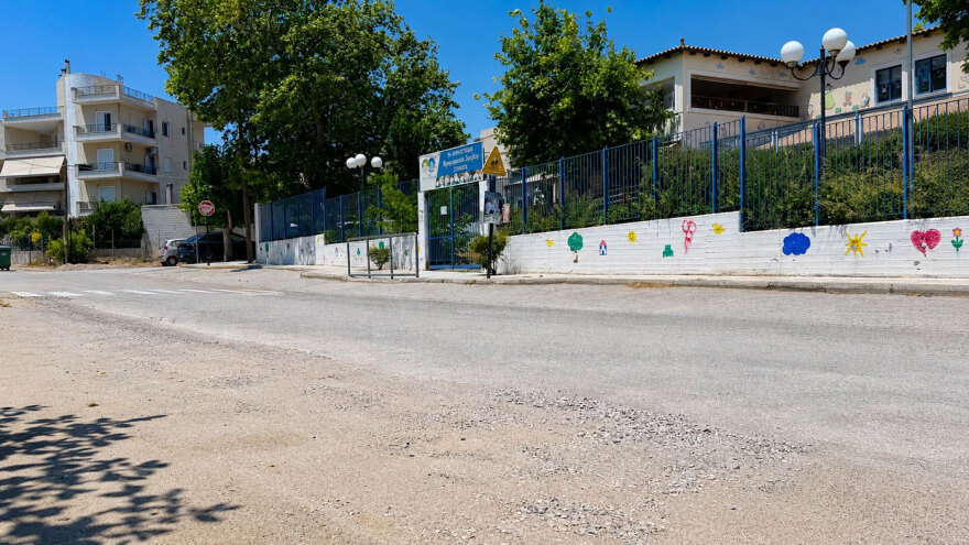 Σπάτα: Ατυχήματα, ζημιές και ένα χάος στους δρόμους