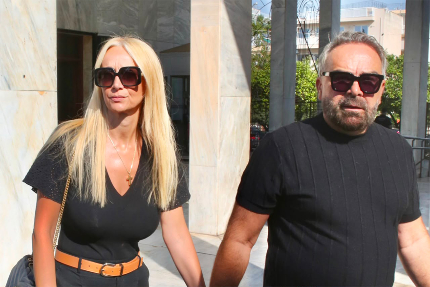 Στο Α΄ Νεκροταφείο το μνημόσυνο για τον έναν χρόνο από τον θάνατο της Λένας Σαμαρά