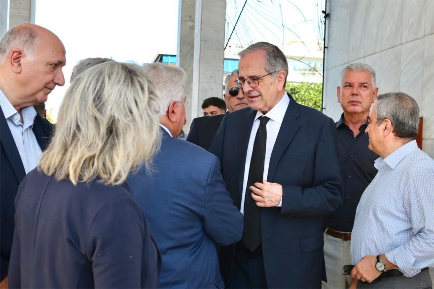Στο Α΄ Νεκροταφείο το μνημόσυνο για τον έναν χρόνο από τον θάνατο της Λένας Σαμαρά
