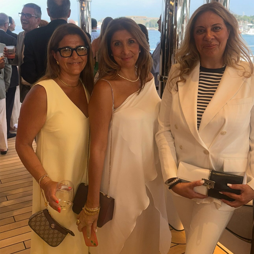 Στο mega yacht «Boardwalk» στην Κέρκυρα η δεξίωση για τα 250 χρόνια από την αμερικανική ανεξαρτησία - Δείτε φωτογραφίες και βίντεο
