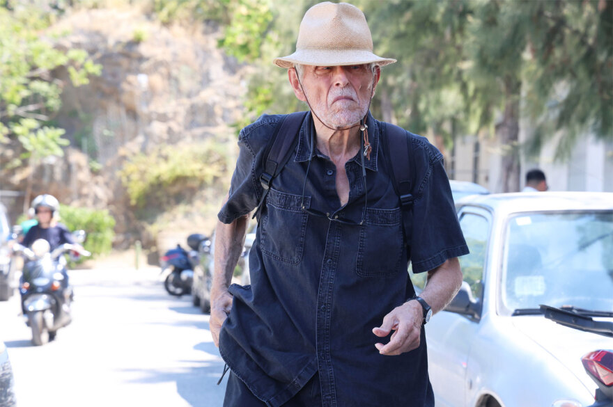 Φίλοι, συγγενείς και συνάδελφοι είπαν το τελευταίο αντίο στον Νίκο Καλογερόπουλο 